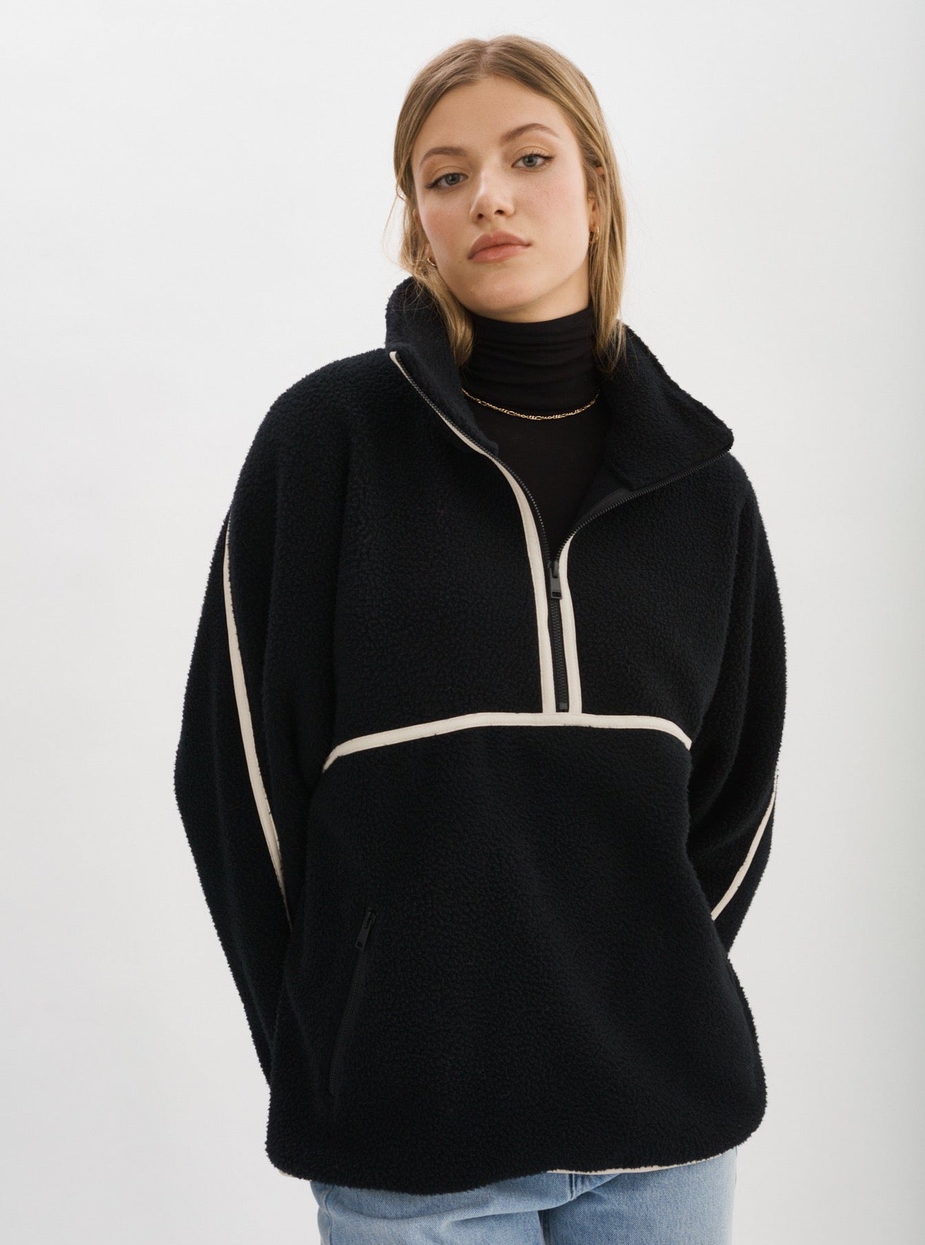 La Marque Helsa Fleece Half Zip Pullover