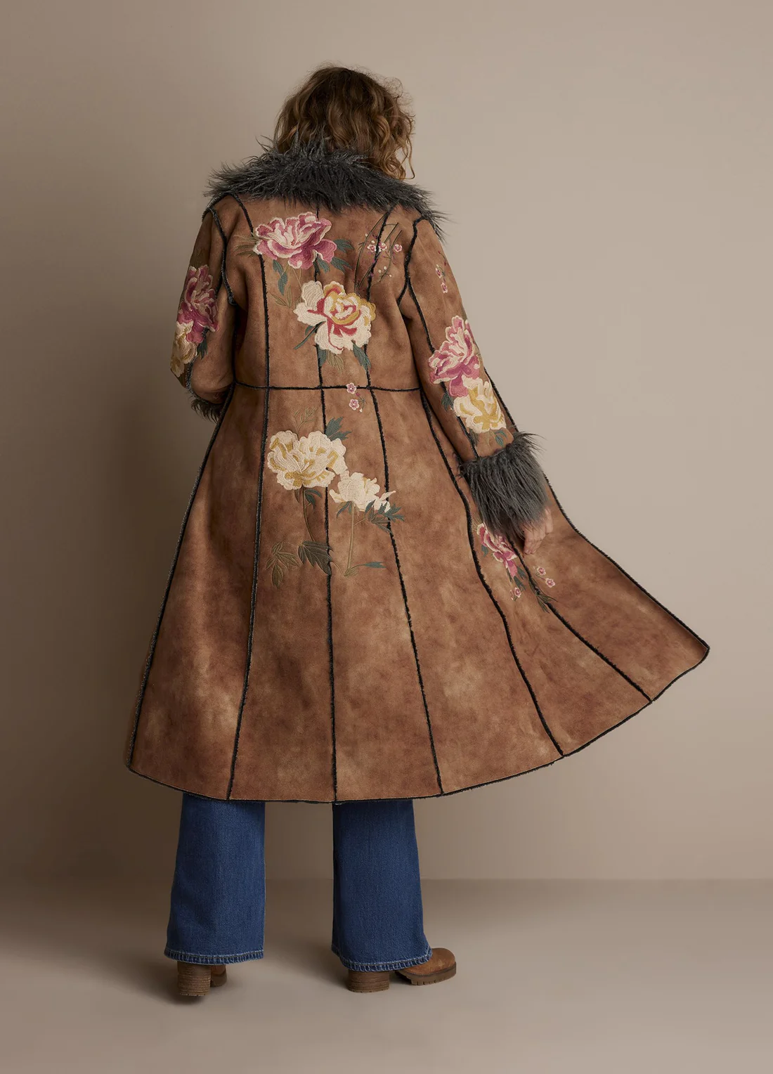 Summum Westwood Embroidered Coat