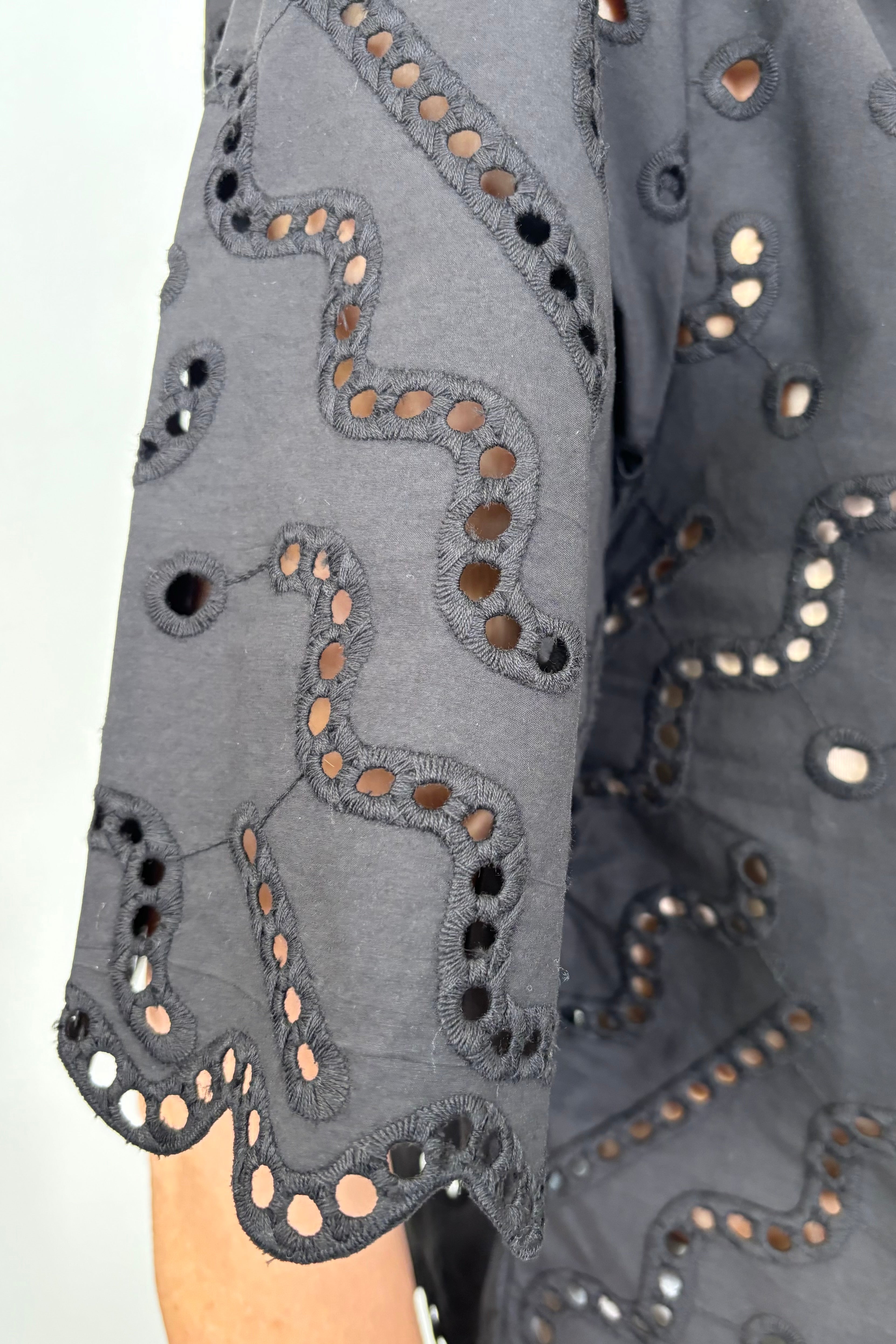 Suncoo Liam Eyelet Half Sleeve Top