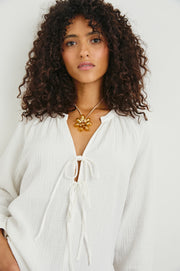 Rails Brielle Front Tie Knot Blouse in White