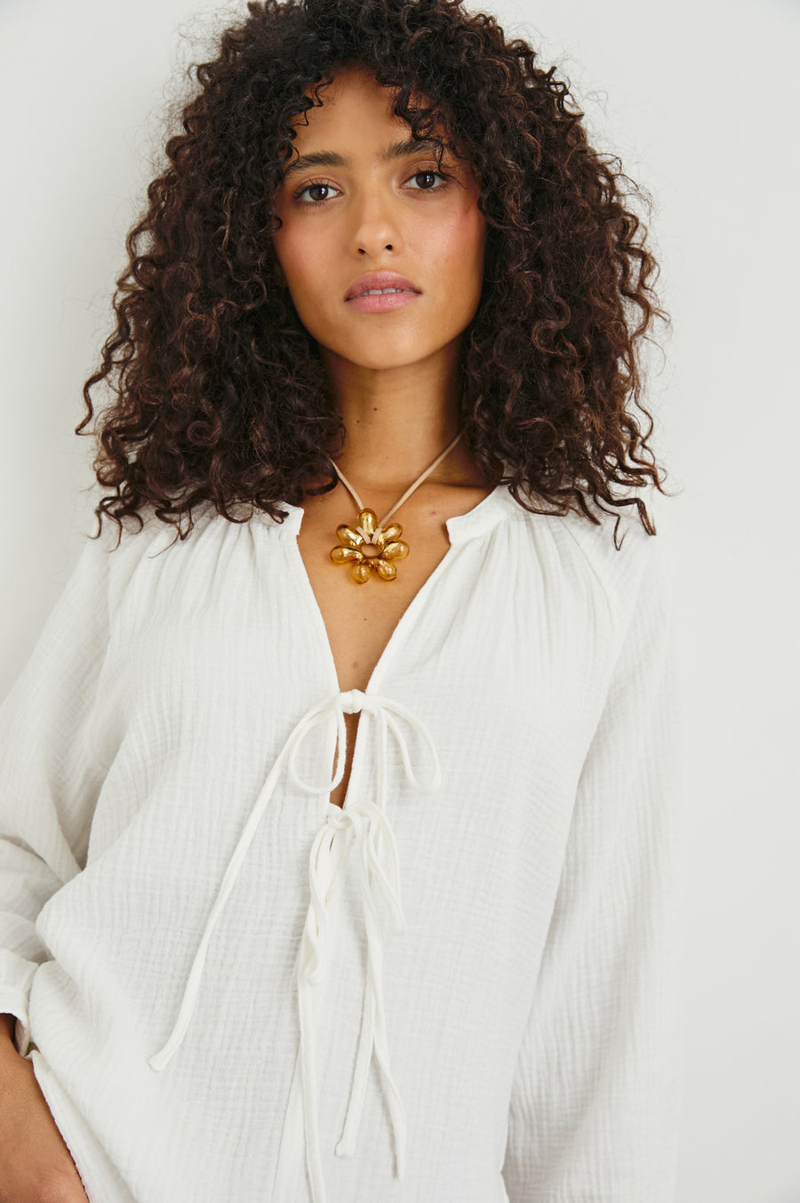 Rails Brielle Front Tie Knot Blouse in White