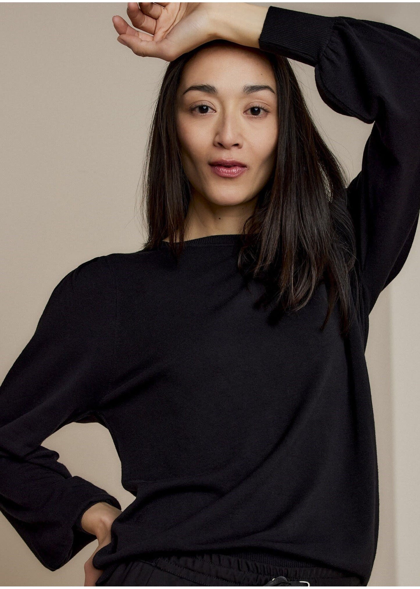 Summum Marseille Light Knit Top in Black