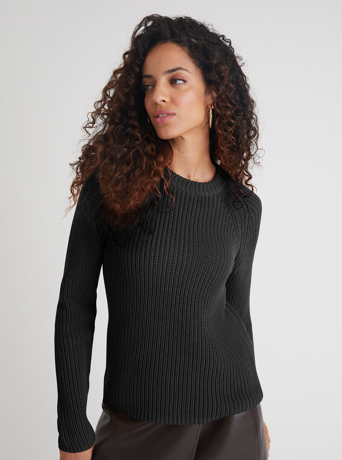 525 Jane Cotton Shaker Sweater in Black