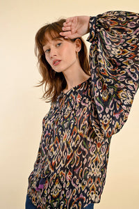 Molly Bracken Long Sleeve Printed Blouse