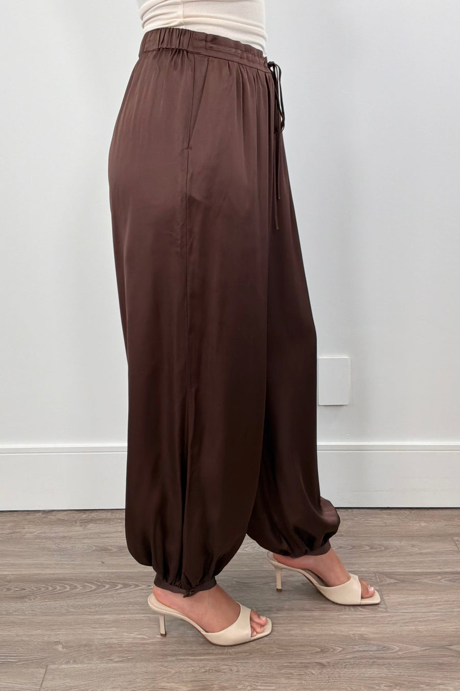 Brown satin balloon pants