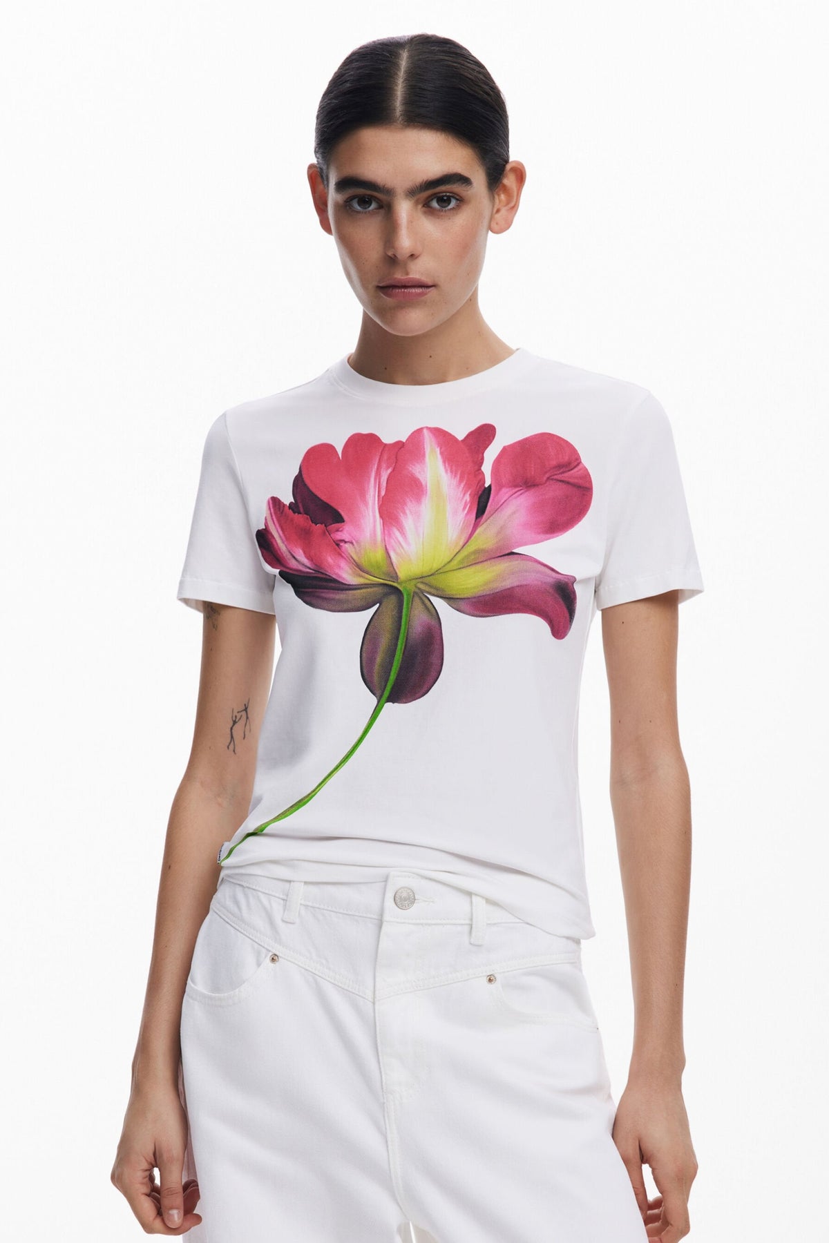 Desigual Plata Flower Front Crew Neck T-Shirt in White