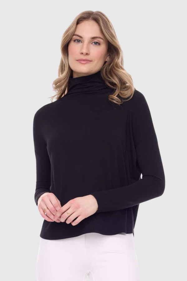 I Love Tyler Madison Morgan Turtleneck in Black - Size L Available