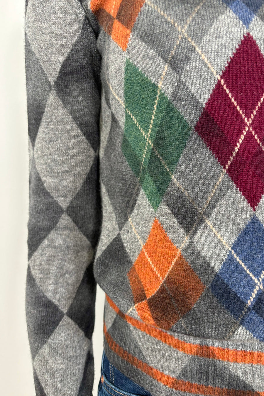 100% Cashmere Argyle Sweater – Preppy Meets Cool in the Ultimate Fall Knit