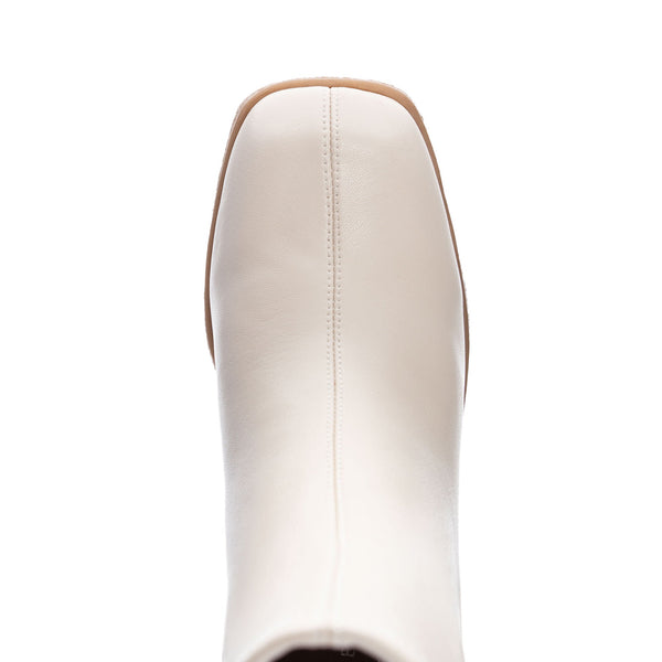 Chinese Laundry Callahan Stretch Booties in Cream
