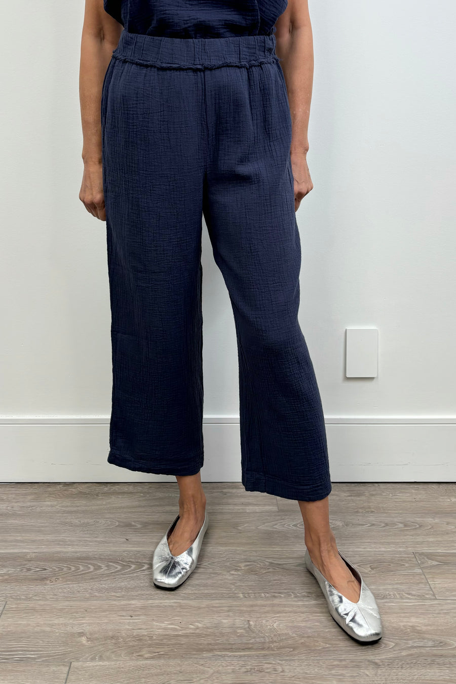 Bobi Cropped Wide Leg Pant in Seaside