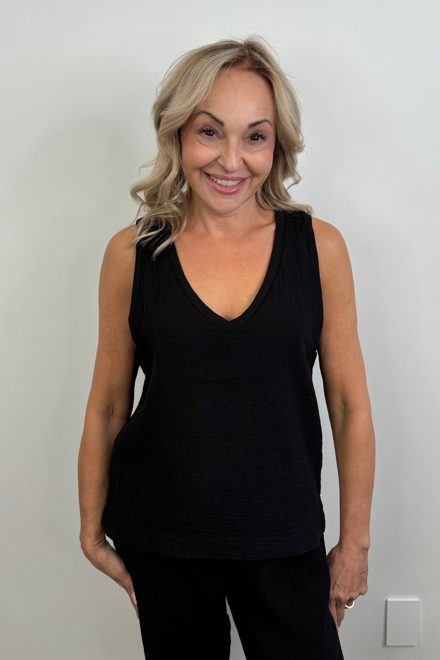 Bobi Mix V-Neck Tank in Black