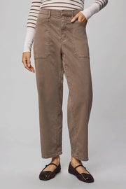 Splendid Carissa Everyday Stretch Twill Pant in Cedar Brown