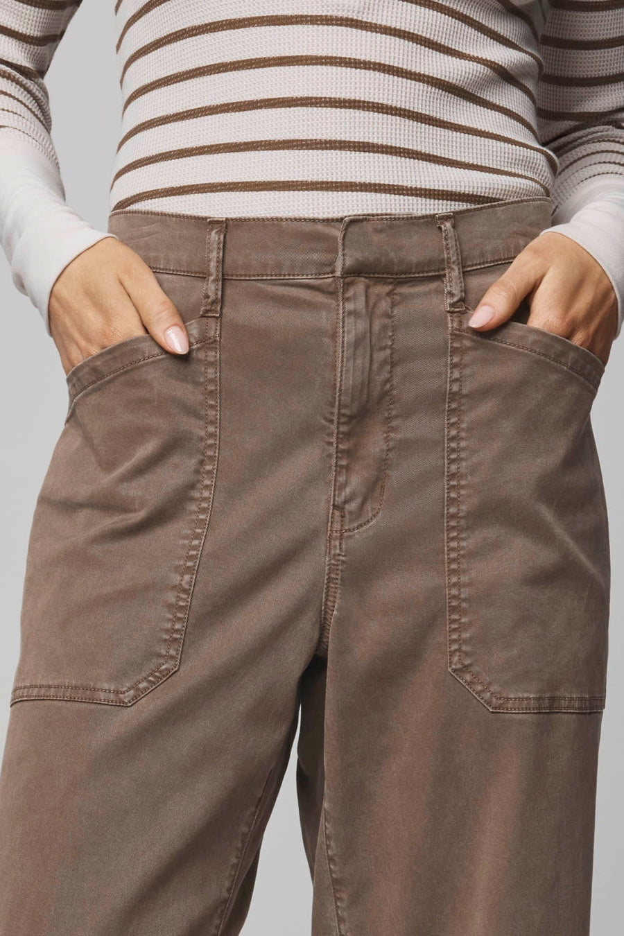 Splendid Carissa Everyday Stretch Twill Pant in Cedar Brown