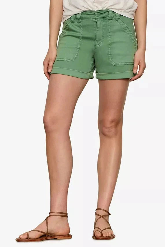 Green shorts with two front pockets
