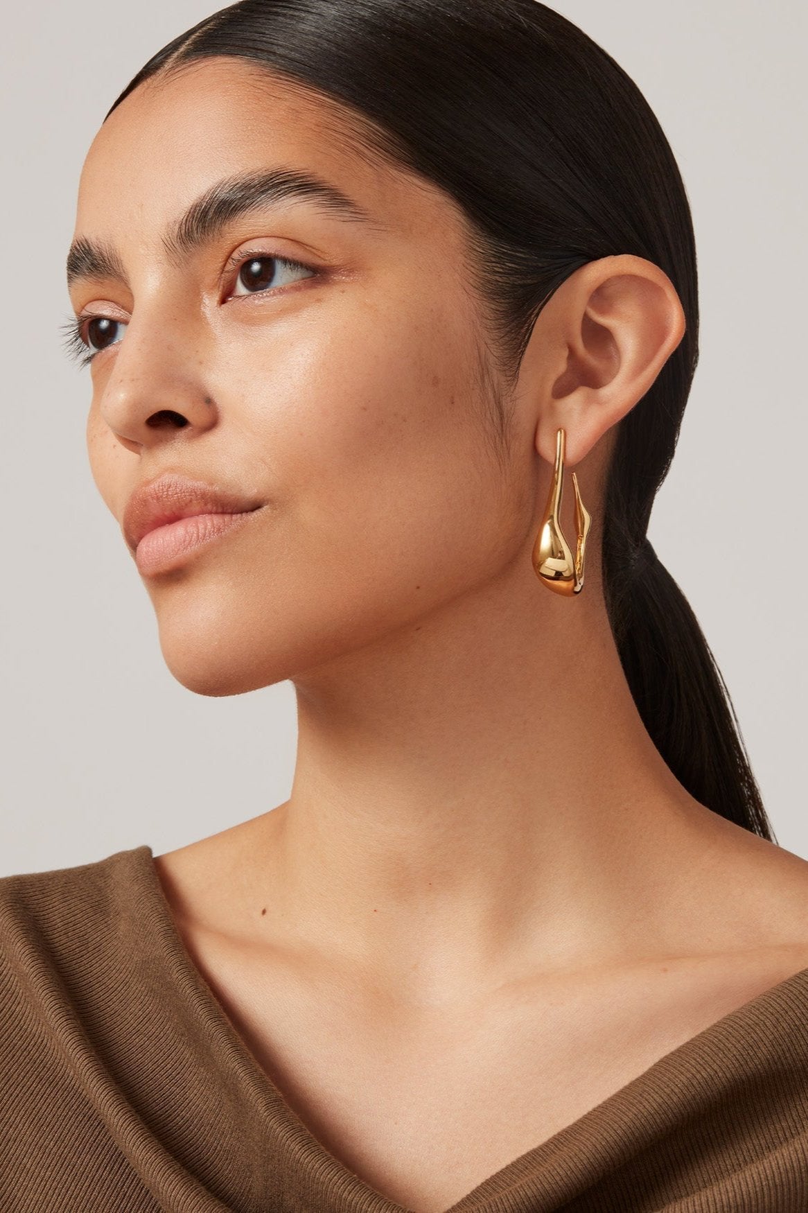 Jenny Bird Colette Medium Hoops in Gold