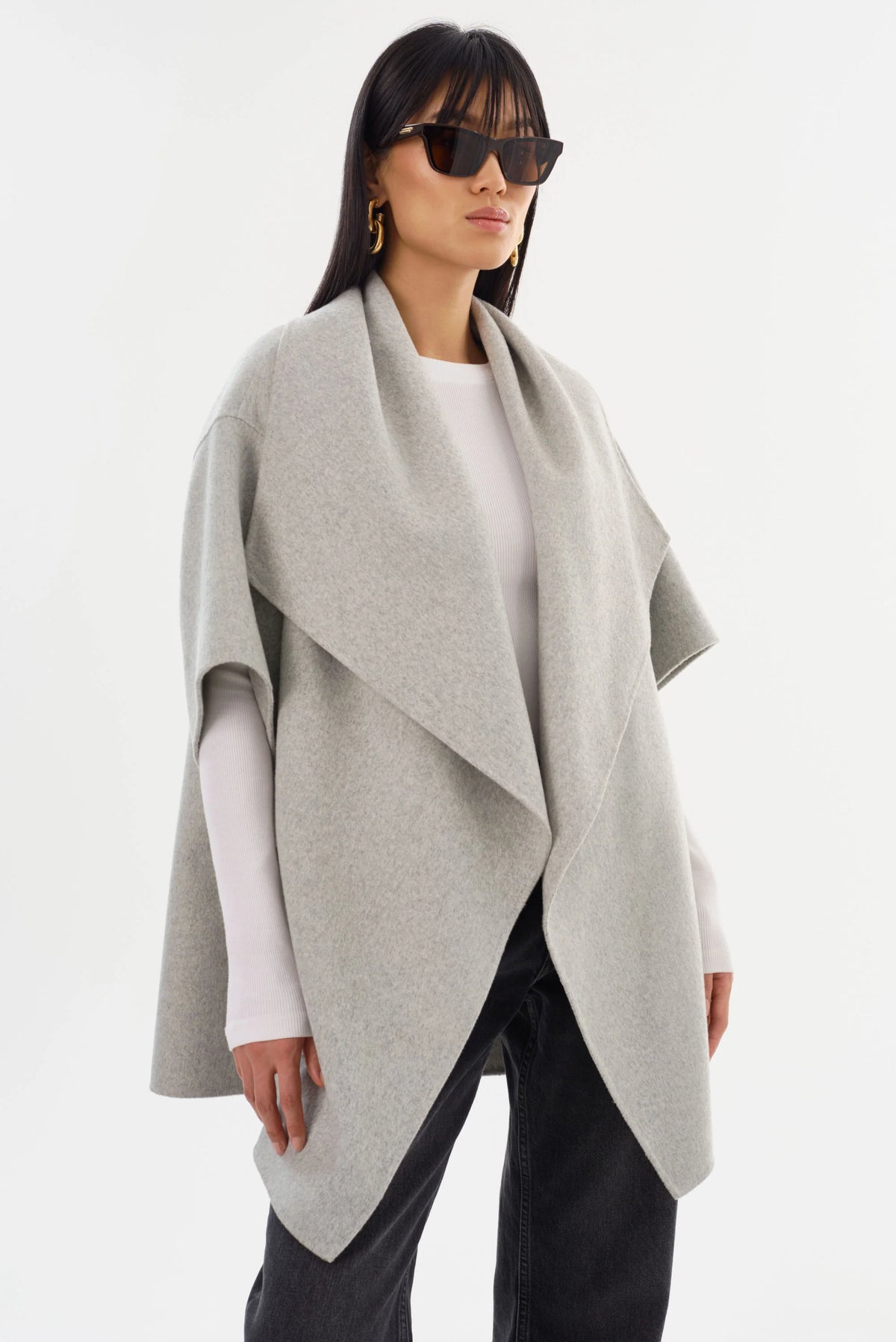 La Marque Penelope 3/4" Sleeve Oversize Coat in Feather Grey