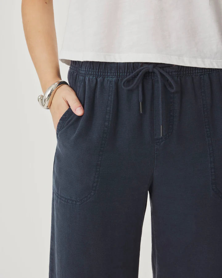 Navy blue cropped wide-leg pants with draw string 