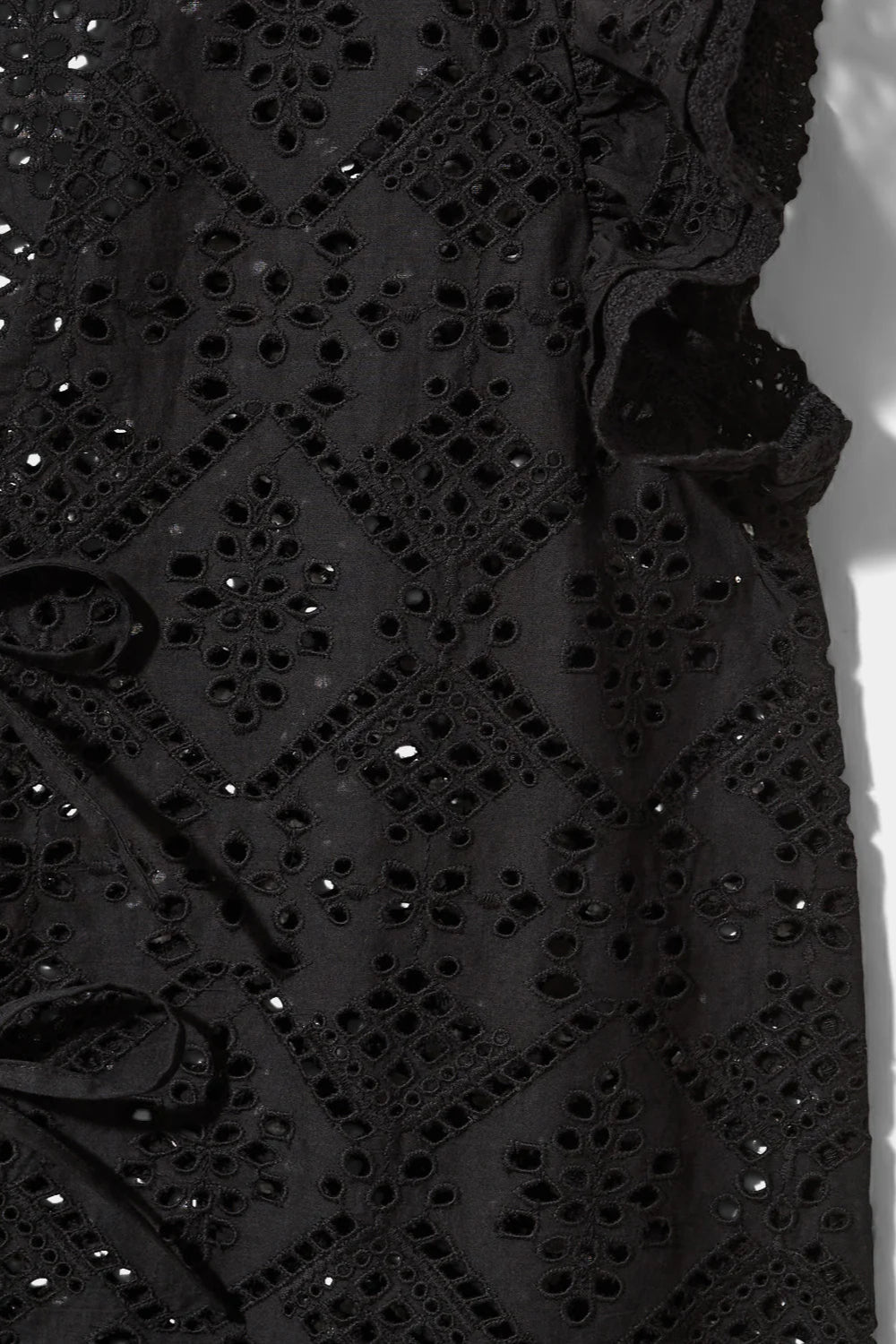 Sofie Schnoor  Eyelet Tie Front Cap Sleeve