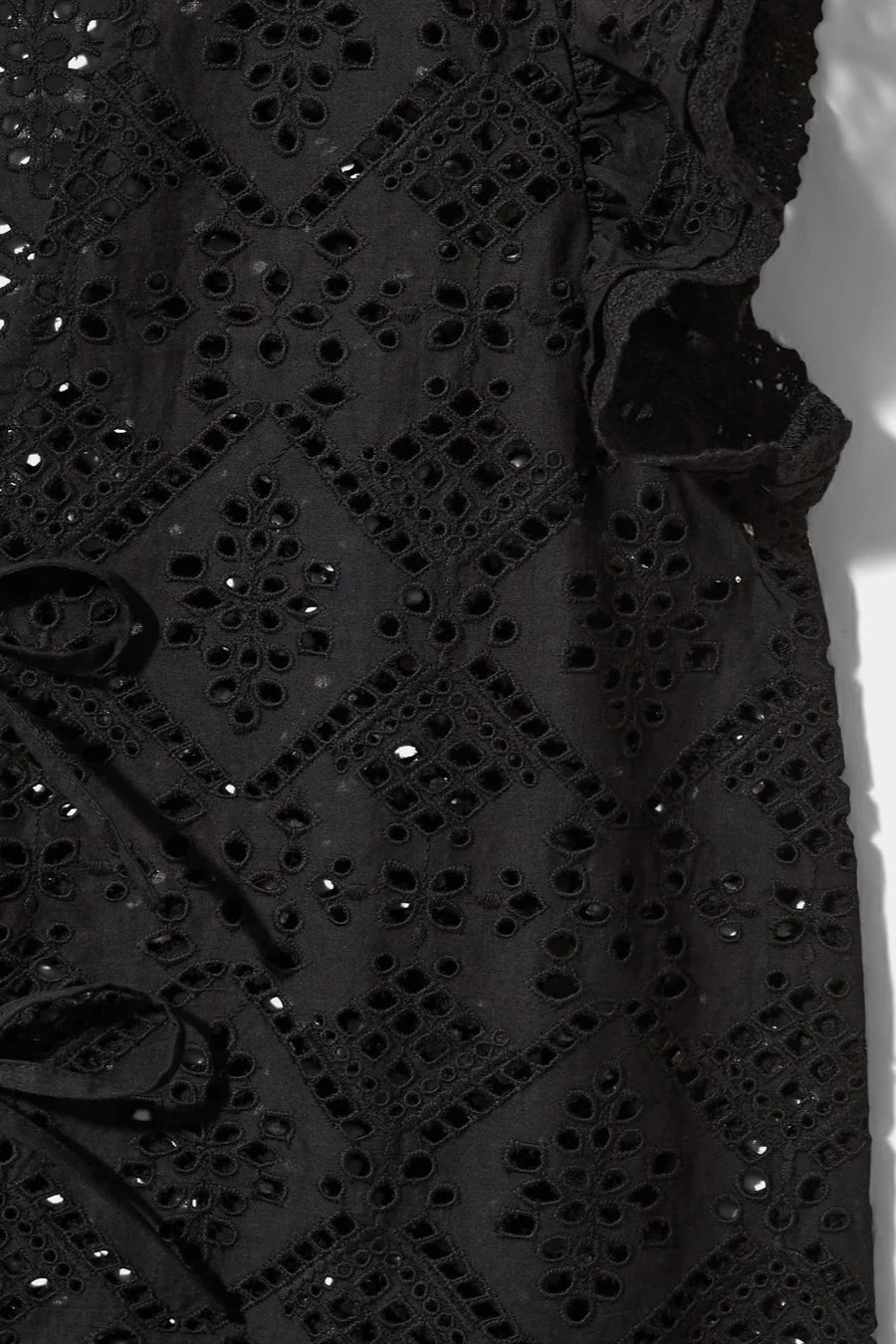 Sofie Schnoor  Eyelet Tie Front Cap Sleeve