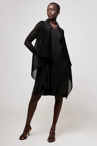 Alquema Collared One Size Coat in Black