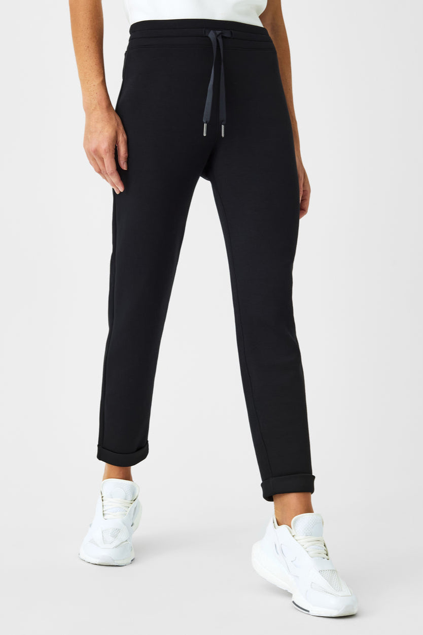 Spanx Air Essentials Tapered Pant