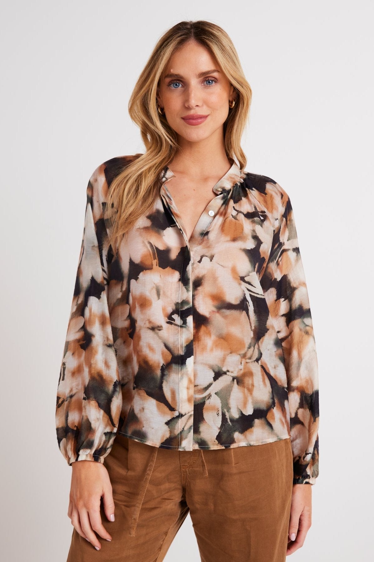 Bella Dahl Raglan Printed Shirt - Size L Available