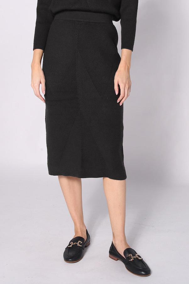 Astrid Mellow Skirt in Black