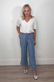 Video of breathable blue pants with an elastic waistband 