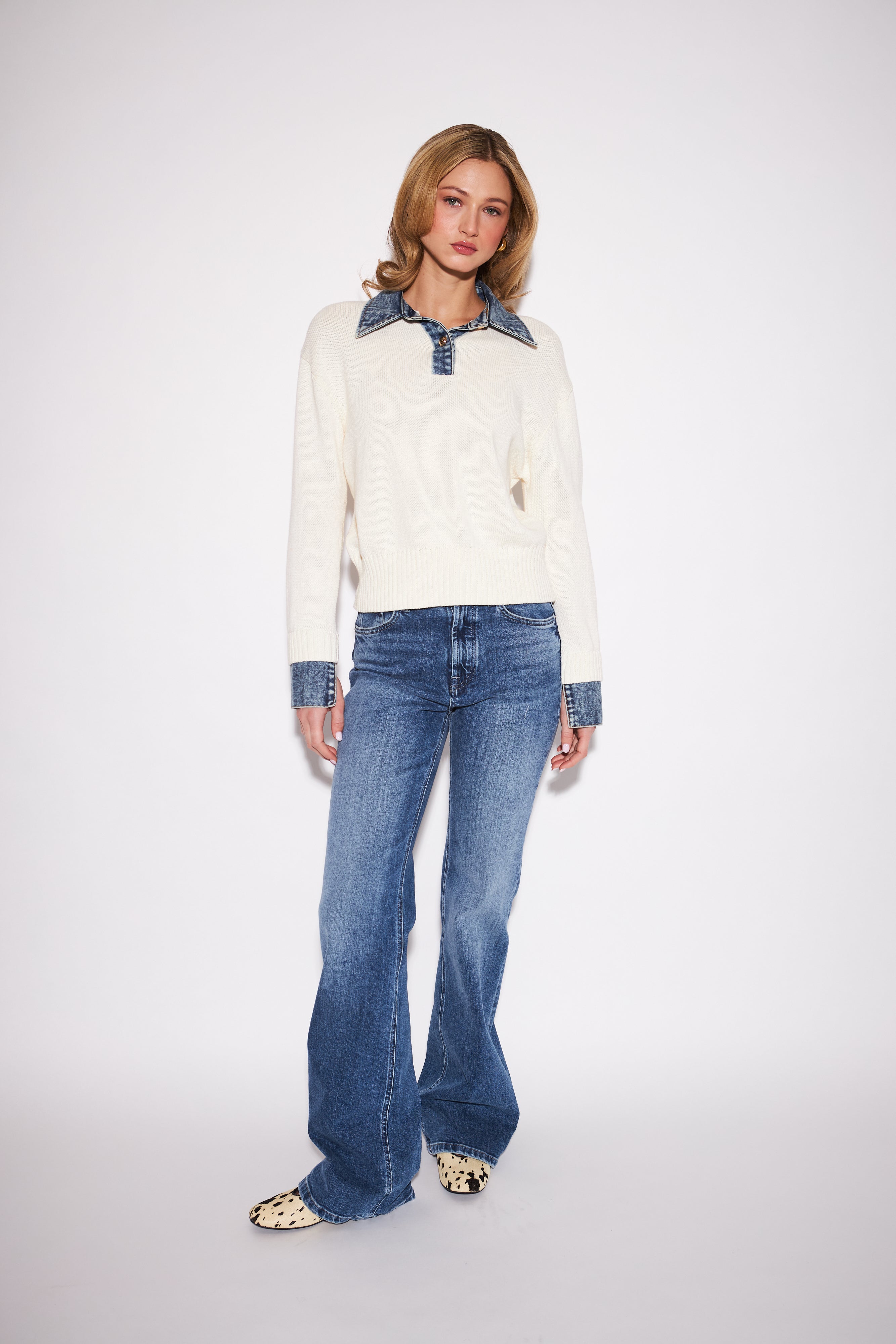 womens white collard sweater,  denim collar and denim sleeve cuffs