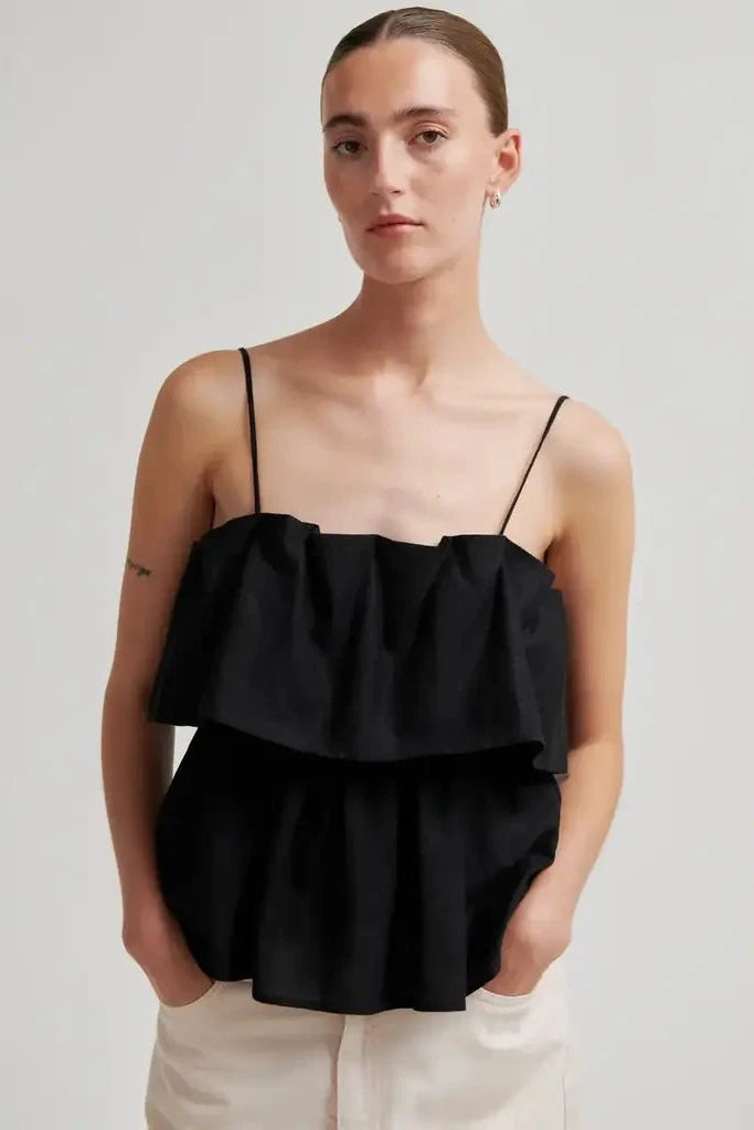 Black ruffled camisole with spaghetti straps 