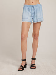 Bella Dahl Frayed Pocket Short in Salt Spray - Size L Available
